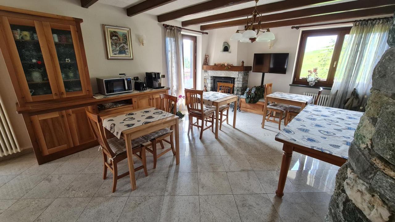 Casa Margherita Chambres D'Hotes & Spa Challand-Saint-Anselme Eksteriør billede