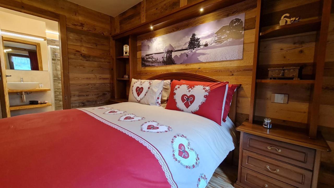 Casa Margherita Chambres D'Hotes & Spa Challand-Saint-Anselme Eksteriør billede