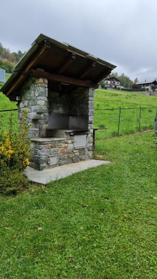 Casa Margherita Chambres D'Hotes & Spa Challand-Saint-Anselme Eksteriør billede