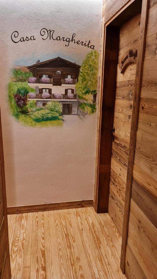 Casa Margherita Chambres D'Hotes & Spa Challand-Saint-Anselme Eksteriør billede