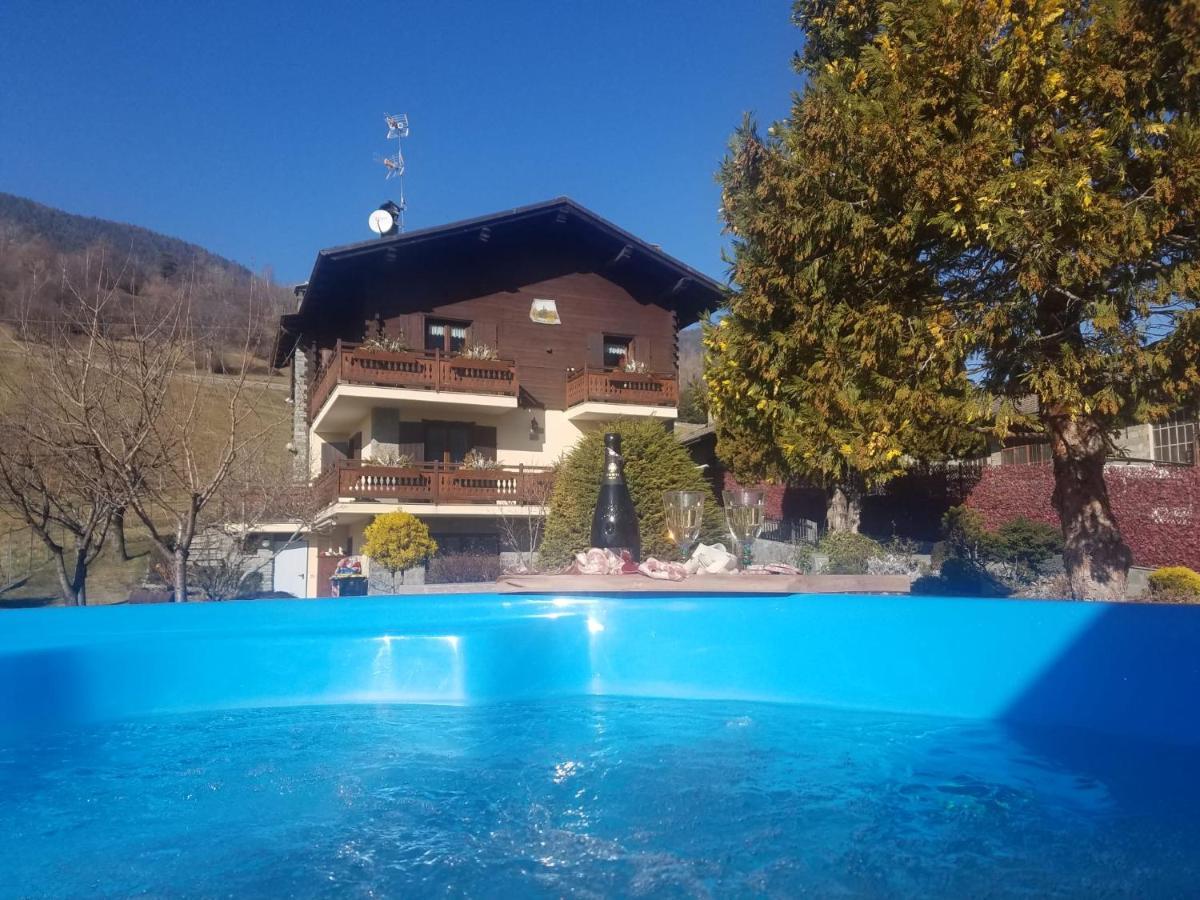 Casa Margherita Chambres D'Hotes & Spa Challand-Saint-Anselme Eksteriør billede